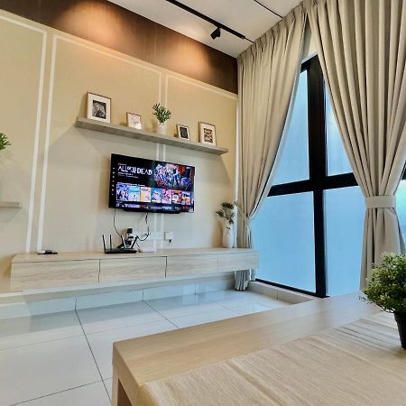 Royale Cottage Midvalley Netflix Pools 4 Pax Τζόχορ Μπάχρου Εξωτερικό φωτογραφία